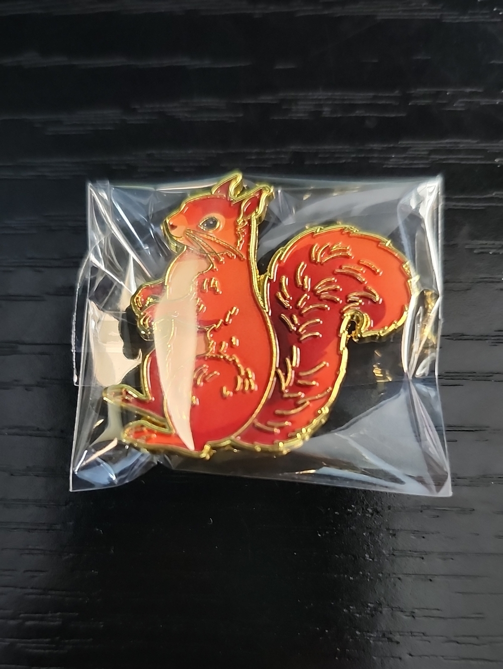 Red Squirrel Enamel Pin - Picture 4 of 4